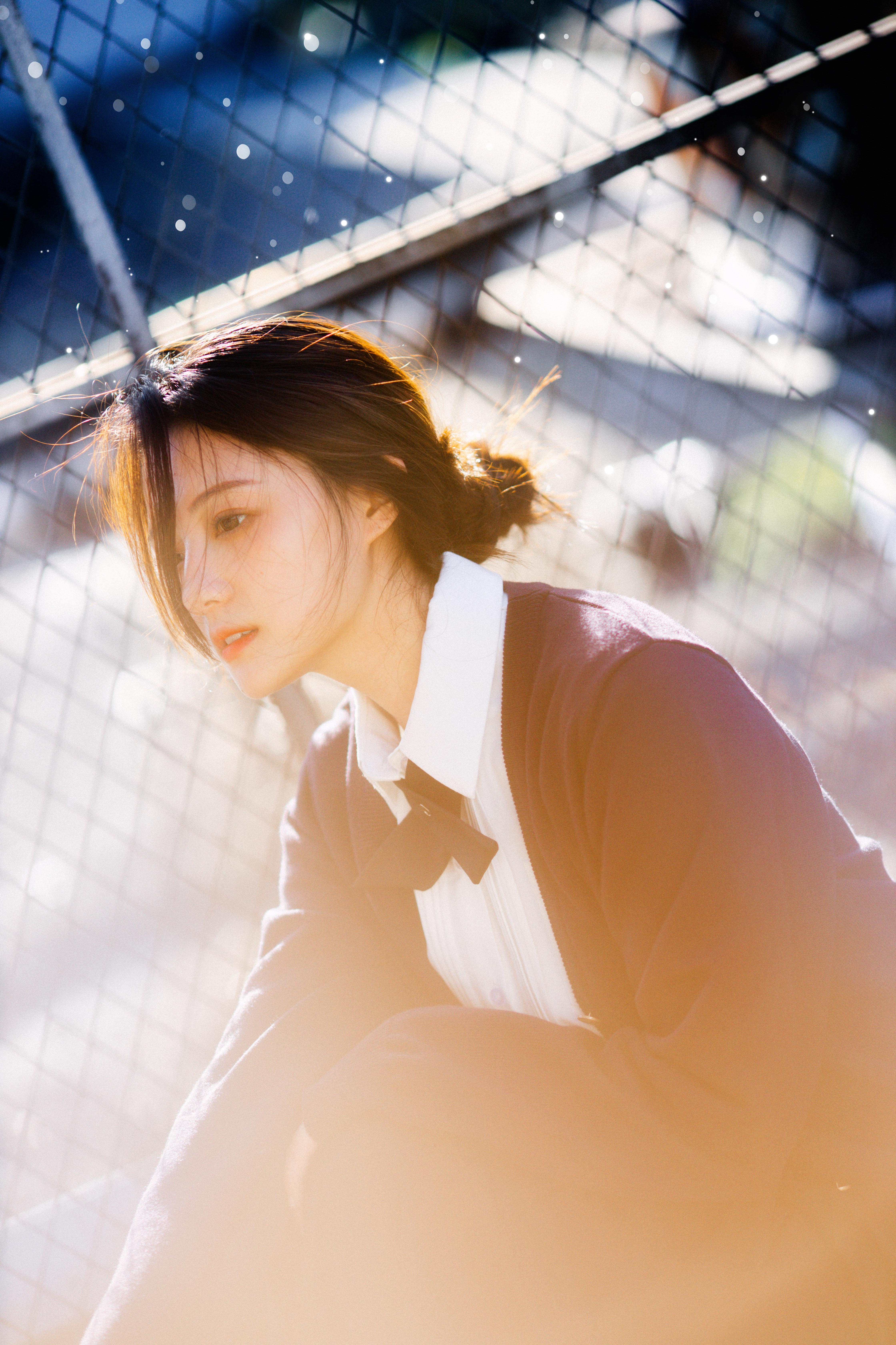 发光少女                        
                            [13]-沐颜小栈