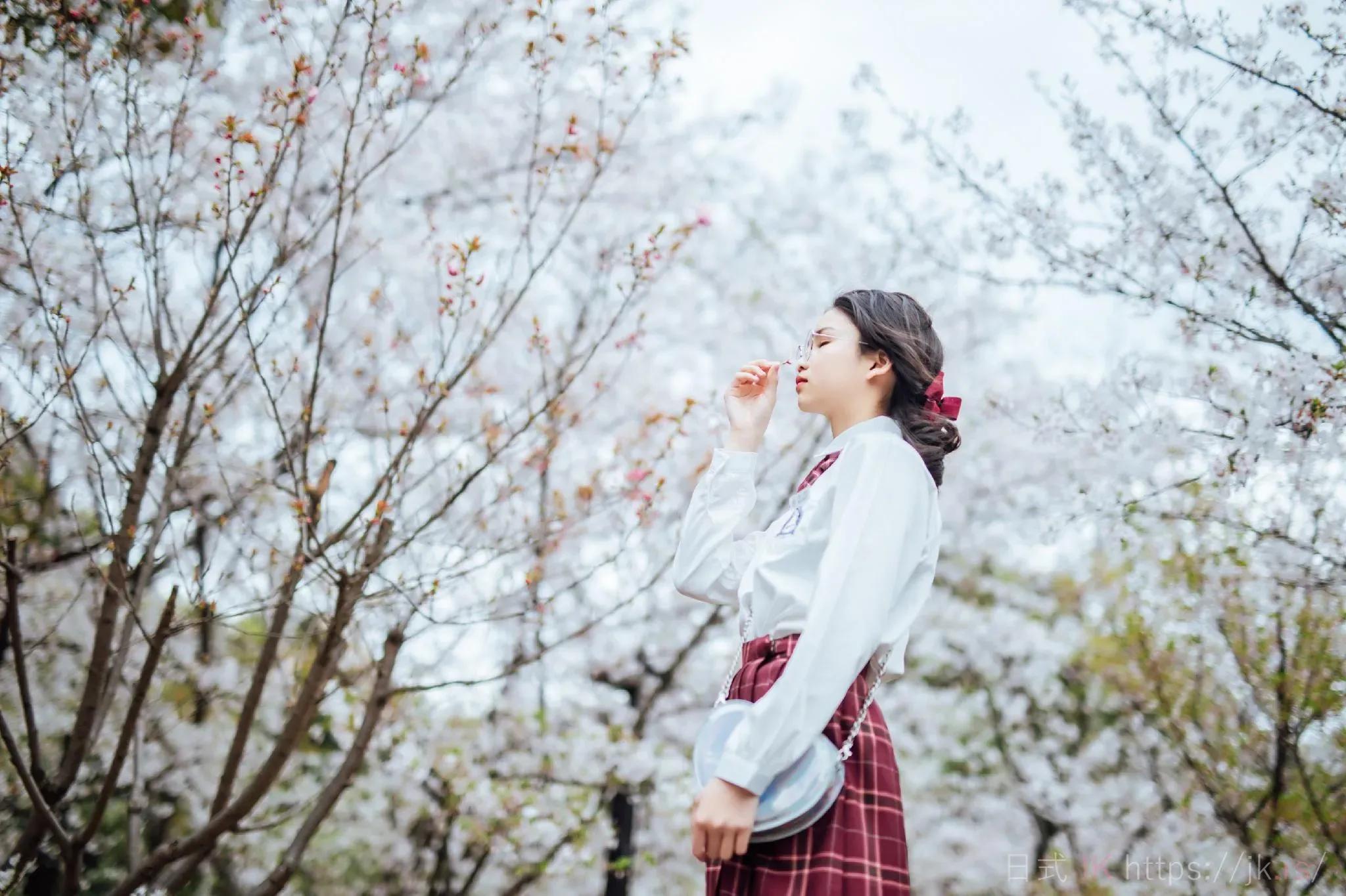 樱花JK                        
                            [25]-沐颜小栈