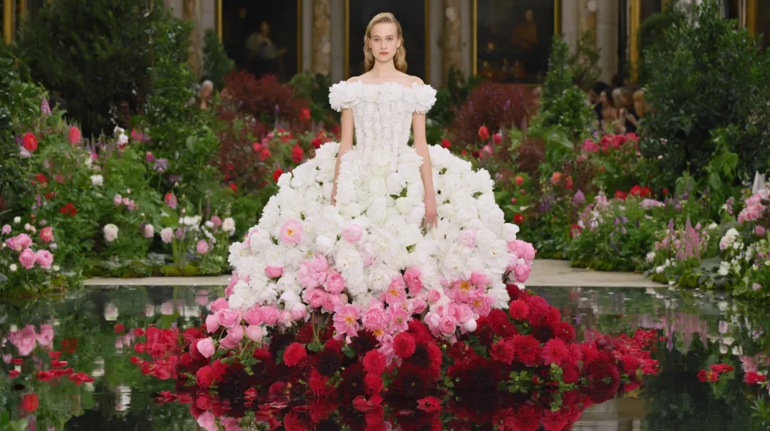 Midjourney V8史诗级更新!40组对比图超大杯实测!插图14 Midjourney V8史诗级更新!40组对比图超大杯实测!插图14