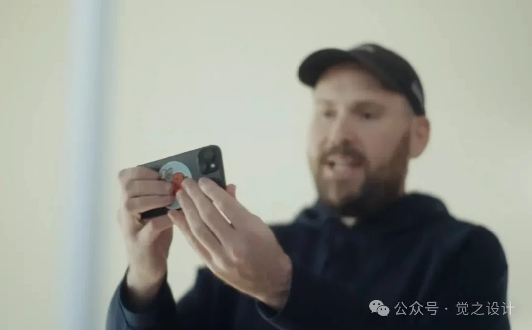 OpenAI工程师实测:白板草图拍照发Codex,几分钟生成可运行界面插图2 用手机拍下白板草图