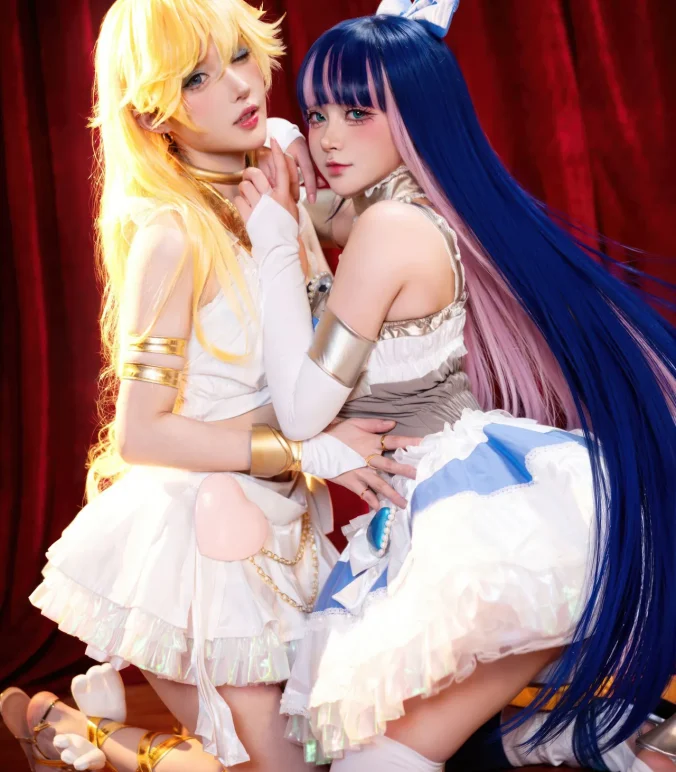 阿包也是兔娘&苏苏苏Sofia – 吊带袜天使 – 潘迪 &史朵巾【部分】