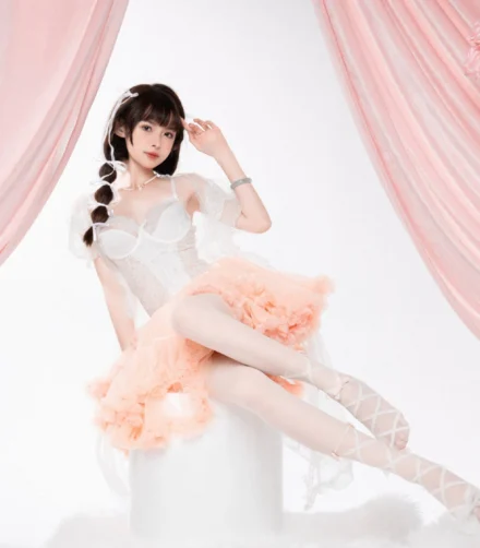 今天是桃子味?人潮汹涌,你是人间心动